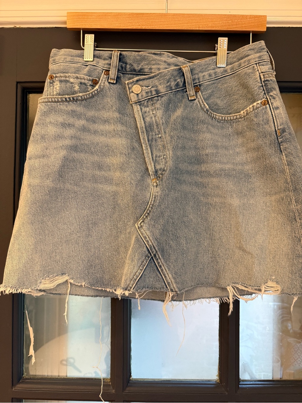 Agolde Light Blue Asymmetrical criss cross Raw-Hem Denim Mini Skirt size 29
